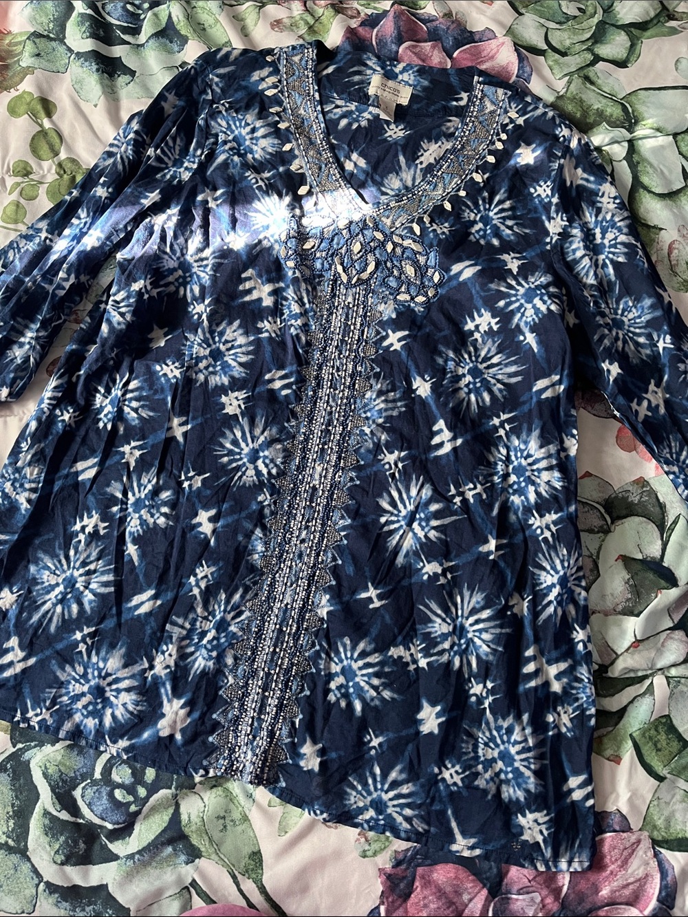 Chico‘s Beautiful Beaded Top Tunic Blouse Size 3